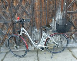 E-Bike FLYER silber mit Korb guter Zustand