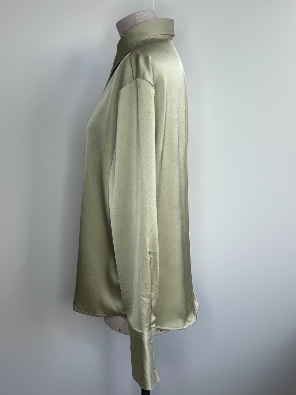 H&M Chemisiers: H&M Blouse – D'occasion à St. Gallen par look-twice 1