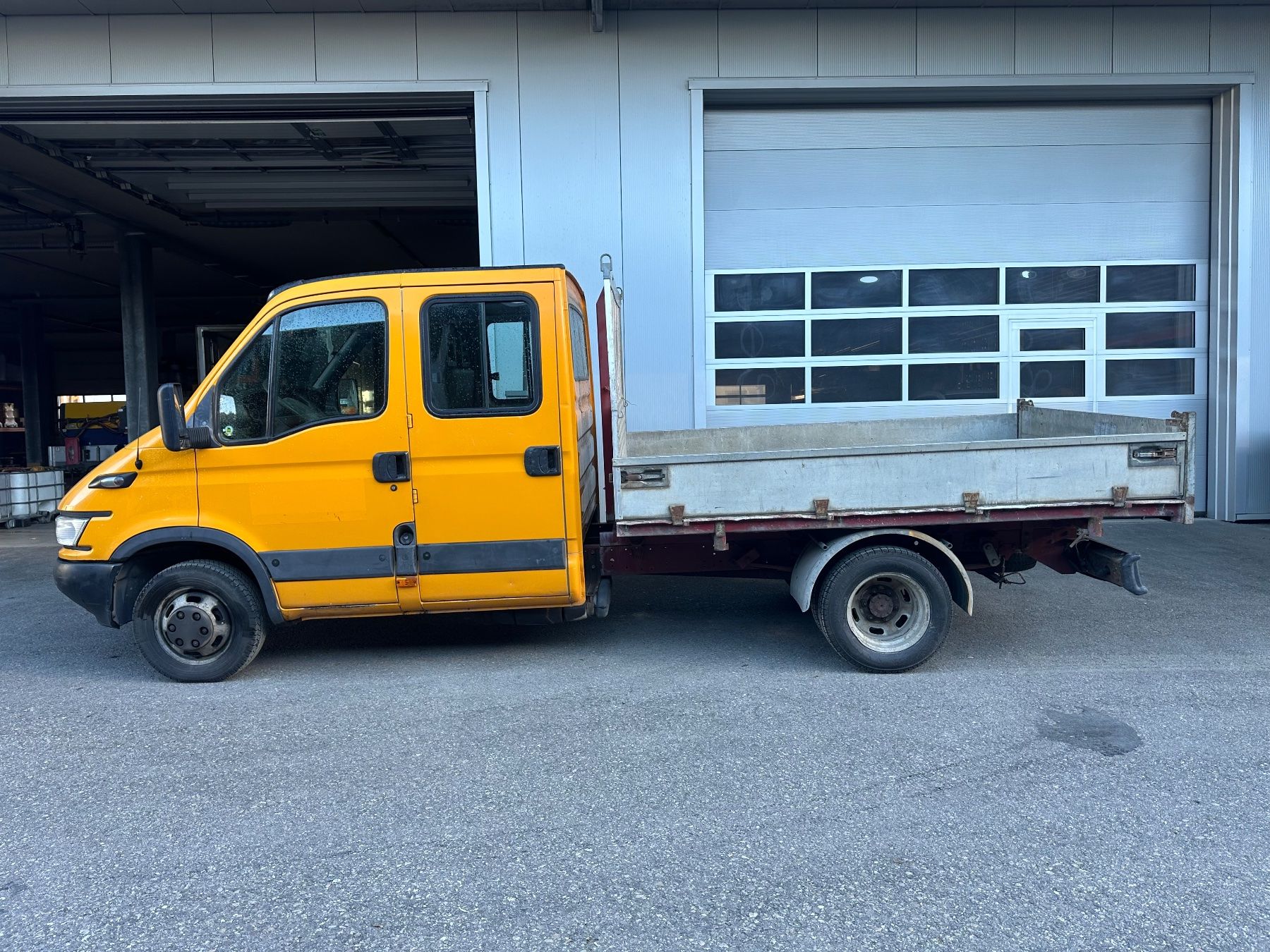 Iveco Autoribaltabili: Iveco Daily 35C12 Kipper – Usato da Langnau i. E. venduto da Staelang 1