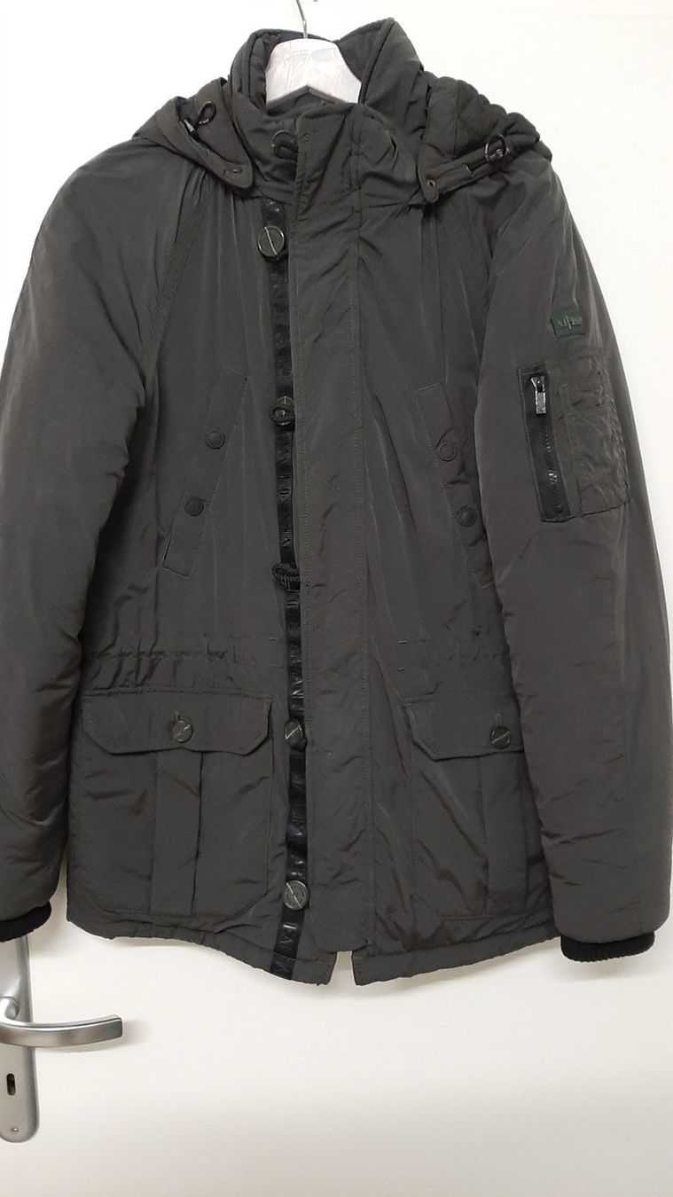 Armani Giacche: Winterjacke Armani Jeans, Gr. 50 – Usato da Lanzenneunforn venduto da outsidetg