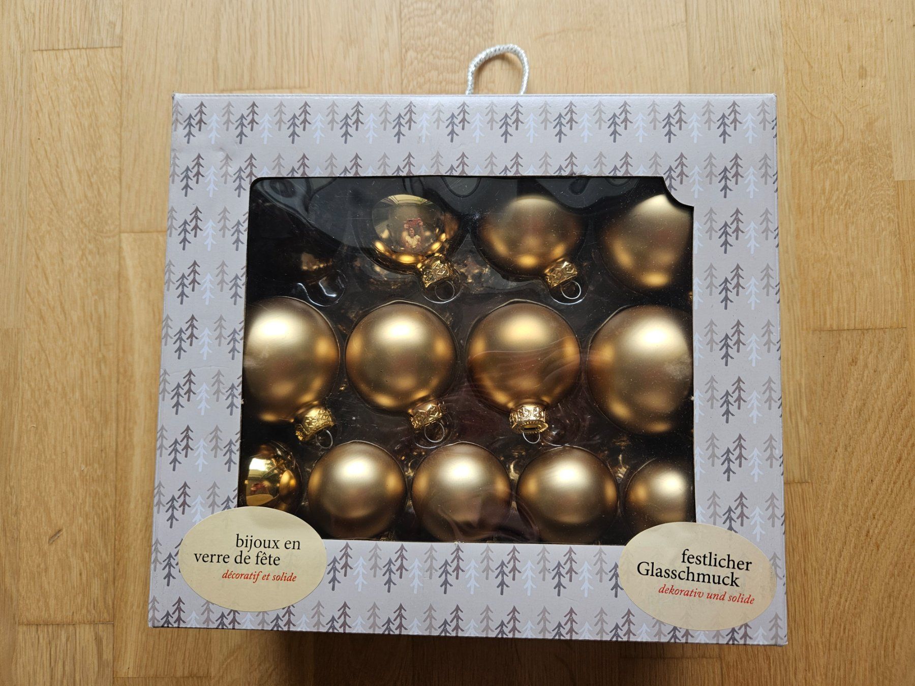 Toutes les décorations: Weihnachtskugelnkugeln Gold – D'occasion à Dietikon par nat_6p98