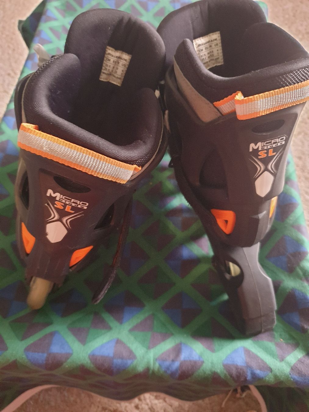 Patins à roul. & inline: Rollerblades Gr. 40 neuwertig – D'occasion à Zürich par yoarg 1
