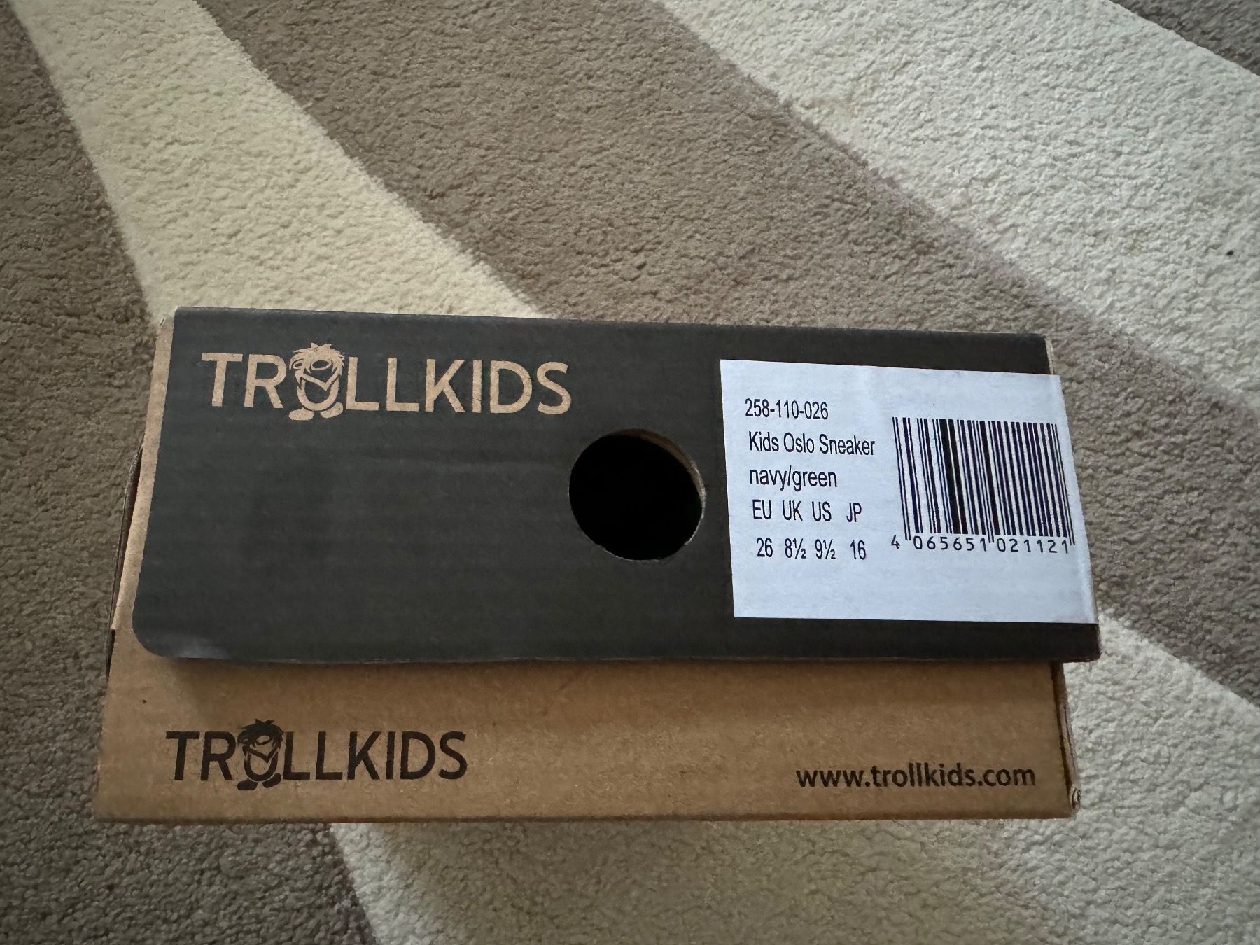 Schuhe für Jungen: SCHUHE – Neu und originalverpackt aus Zürich von Mina_09 5
