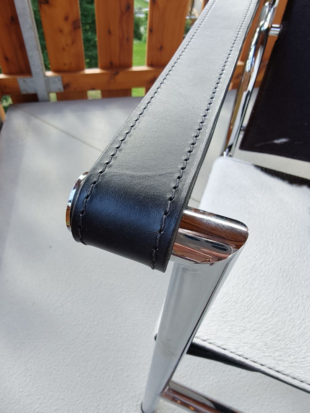 Chaises: Le Corbusier LC1 Stuhl Replica – D'occasion à Zermatt par afra007 1
