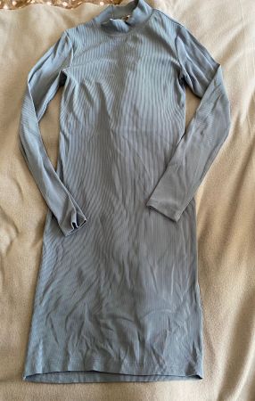 Robe bleu moulante