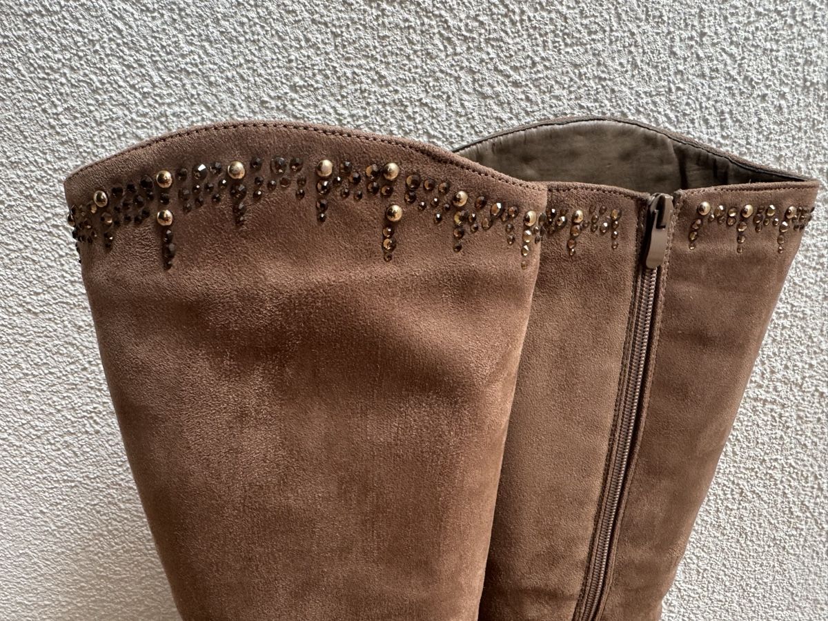 Scarpe da donna: Super Made Stiefel, Gr. 38, Beige mit Absatz – Usato da Winkel venduto da Schorley 4
