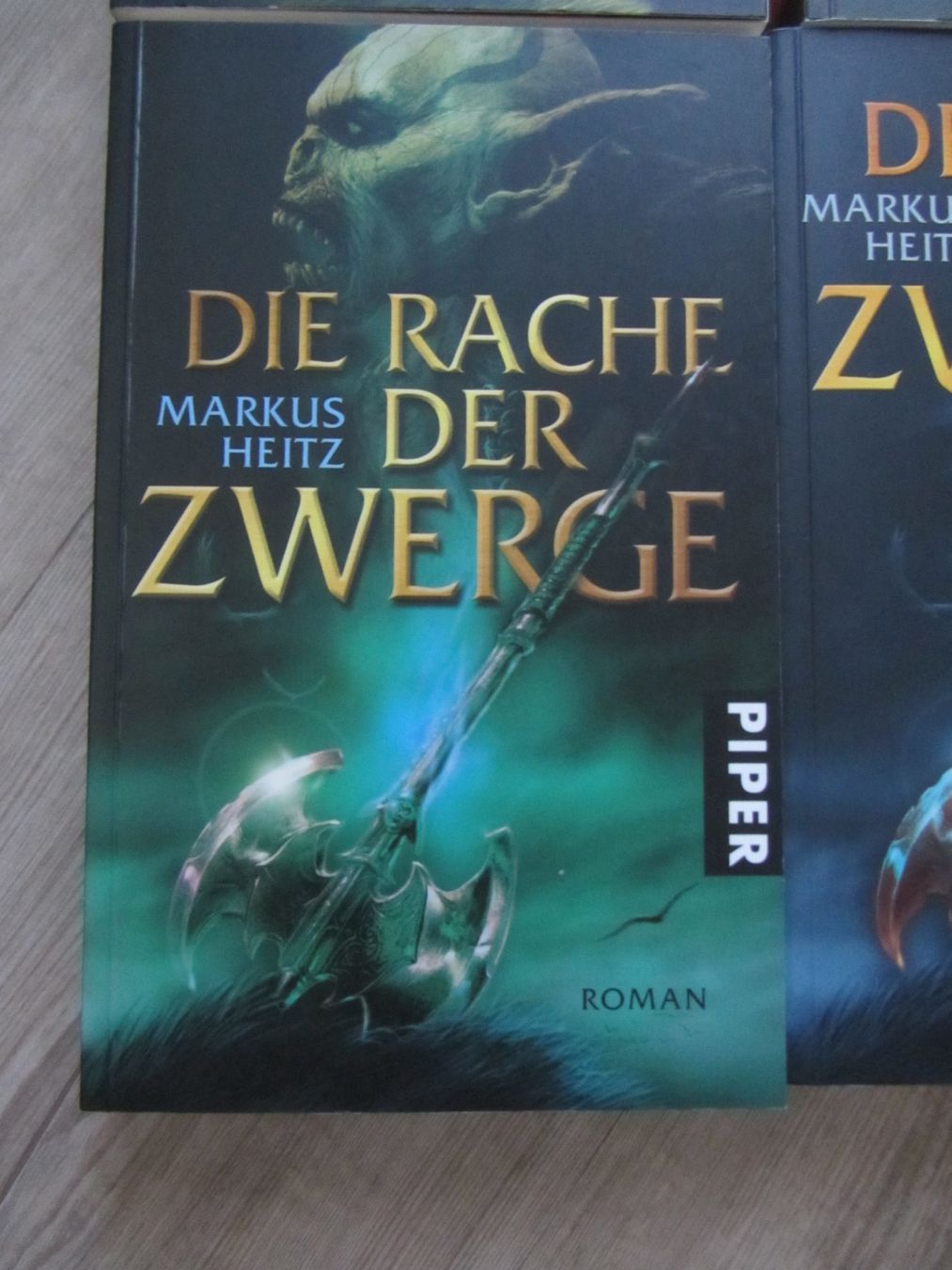 Libri: 4 Bücher Die Zwerge von Markus Heitz – Usato da Malters venduto da moc_z8d9 4
