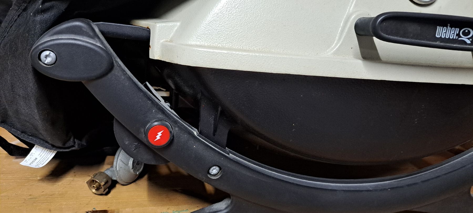 Griglie: Gasgrill Weber Q220 – Usato da Riedt b. Erlen venduto da Sorry13 2