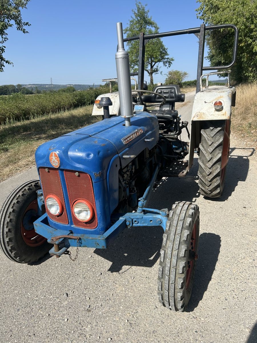 Traktoren: Fordson Dexta – Gebraucht aus Rheinau von Johndeere4210 1