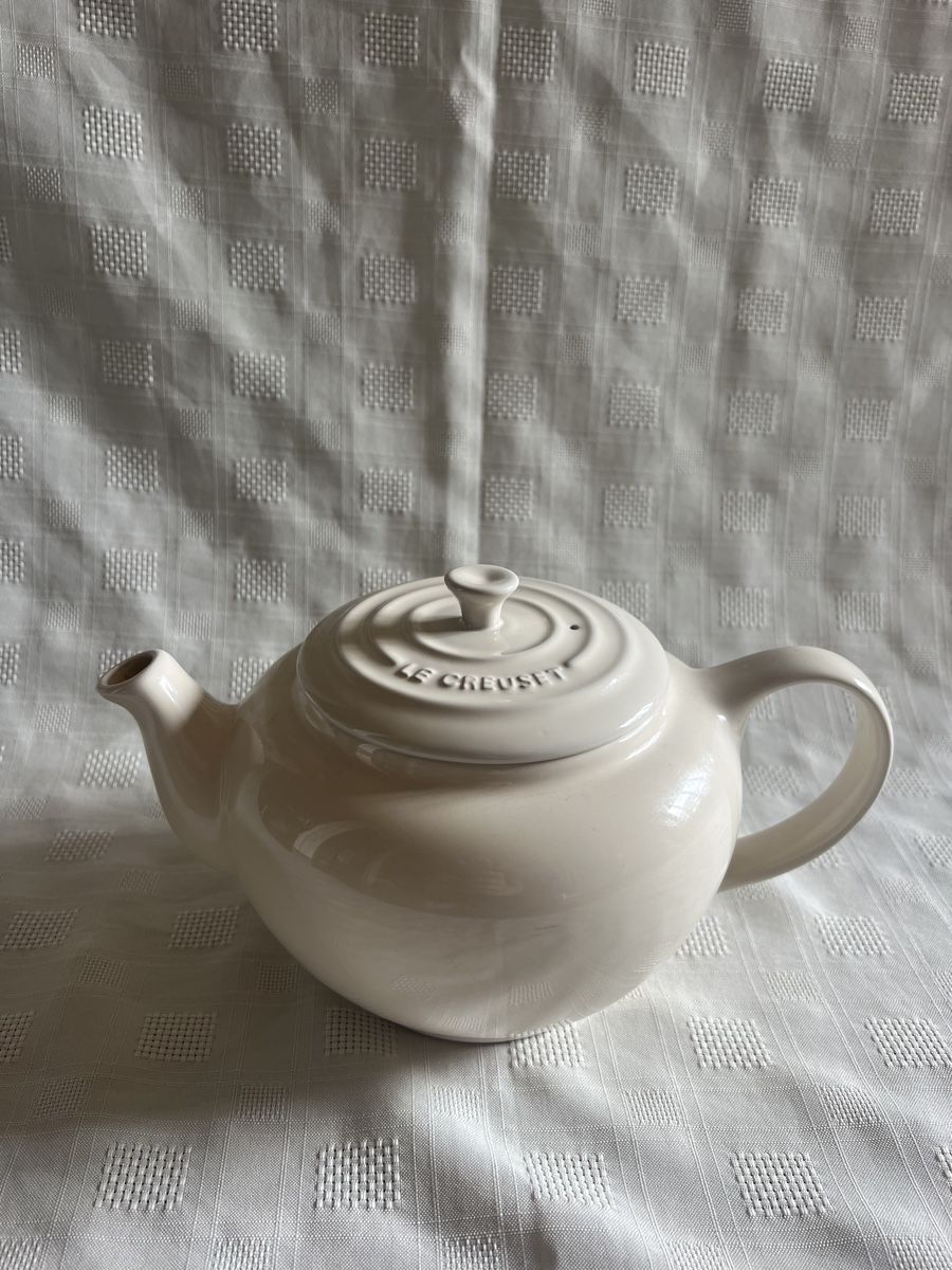 Le Creuset Teiere: Le Creuset théière – Usato da Genève venduto da gabridebus