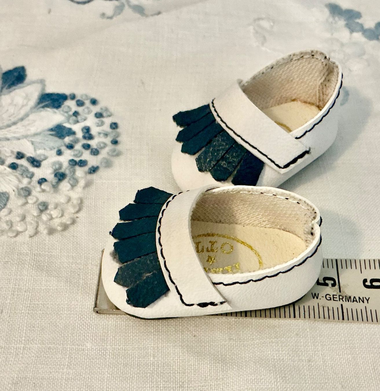 Puppen: ÄLTERE UNBESPIELTE HEIDI OTT PUPPENSCHUHE – Gebraucht aus Zell LU von Silvermemory 5