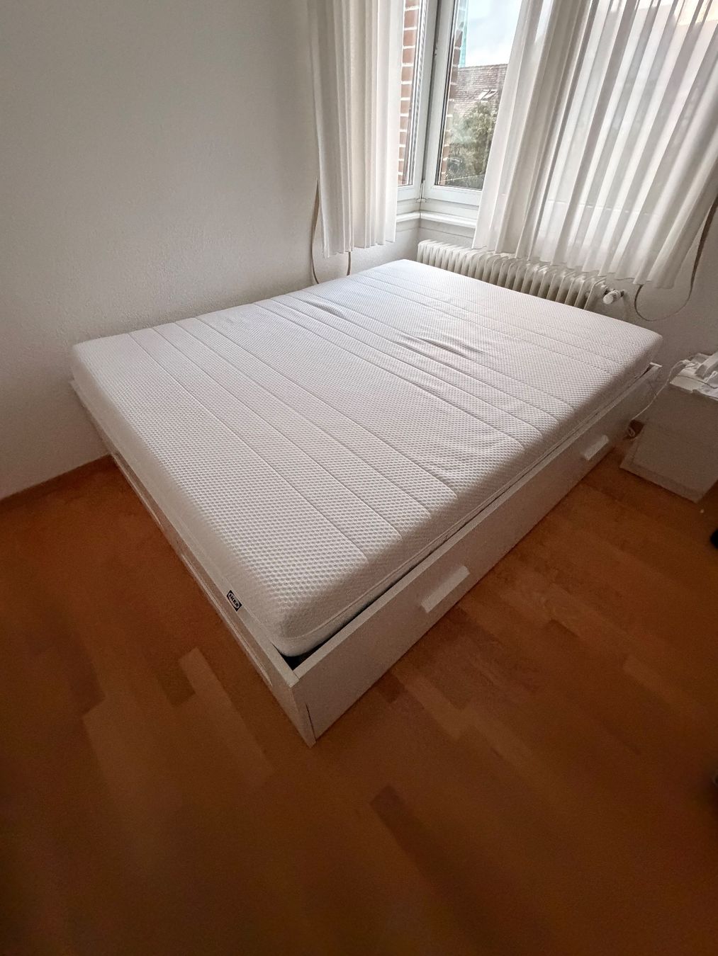 Matelas: Schaumstoffmatratze 160x200 – Neuf (Voir description) à Zürich par ala_cvb6
