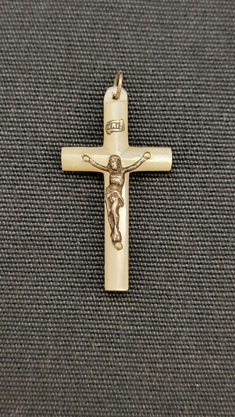 Ciondoli: Kreuz-Anhänger Perlmutt – Usato da Basel venduto da spinne02 1