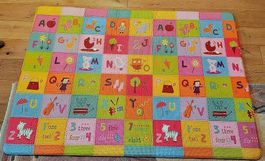 Neuwertige Dwinguler Spielmatte 130 X 190cm.Top Zustand 
