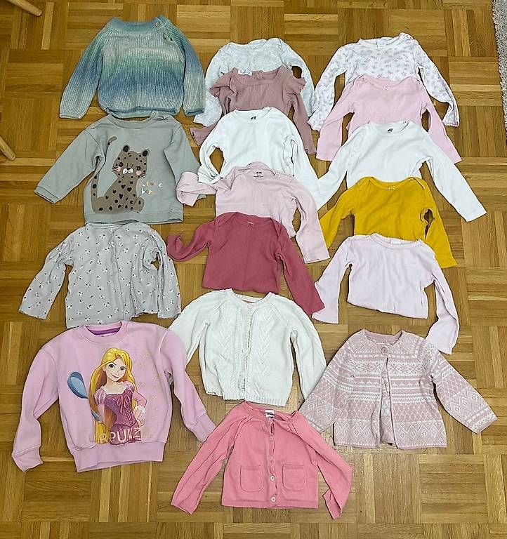 Lotti & Set di vestiti: Kleiderpaket Mädchen, Gr. 80 9-12 Monate – Usato da Zürich venduto da alex124 4