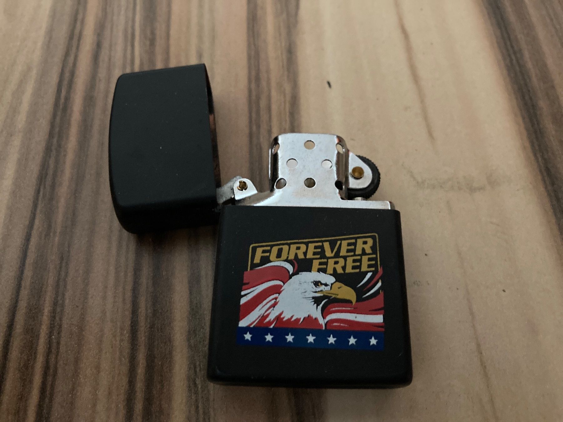 Feuerzeuge: Feuerzeug America Forever Free Adler – Neu (gemäss Beschreibung) aus Aarwangen von to-hirschi 1
