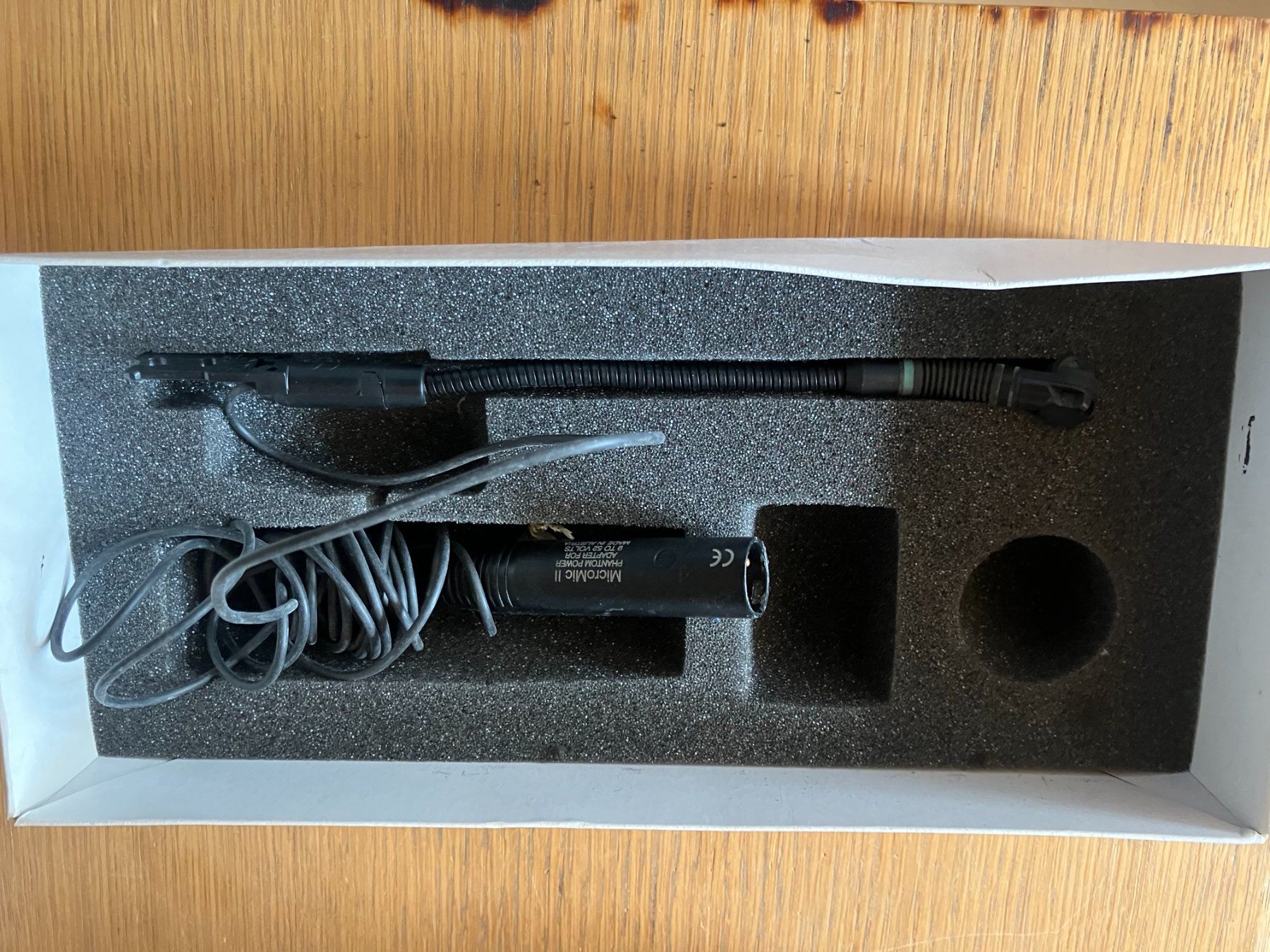 Akg Microphones: Instrumenten Mikrofon Nr. 3 – D'occasion à Maienfeld par Bluesharph