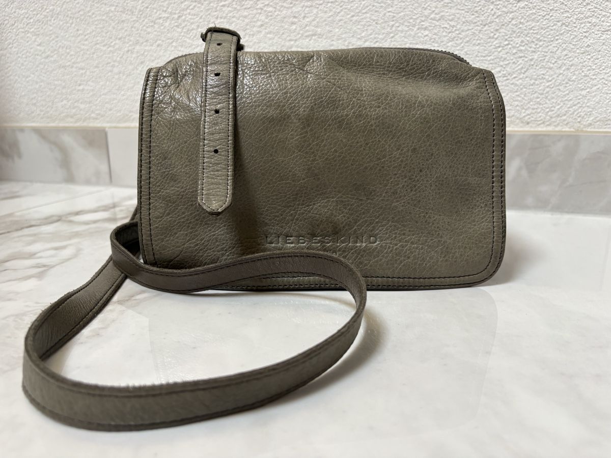 Liebeskind Borse da donna: Ledertasche Liebeskind Farbe Schlamm  – Usato da Estavayer-le-Lac venduto da Mimmy02
