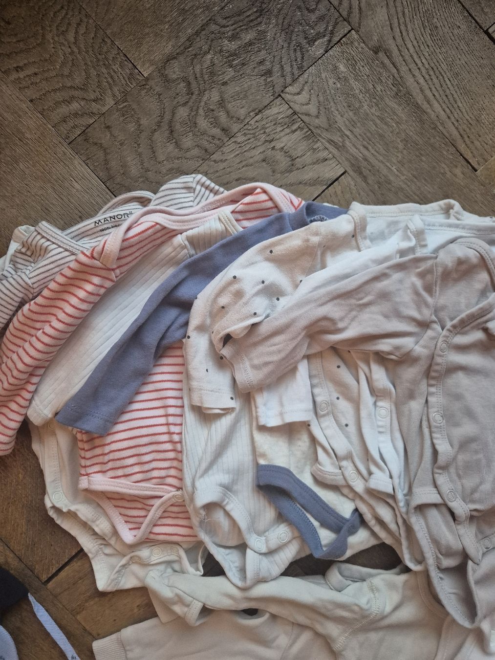 Lotti & Set di vestiti: grosses Kleiderpaket Gr 62 mit süssen Sets/Basics – Usato da Zürich venduto da taisli1 4