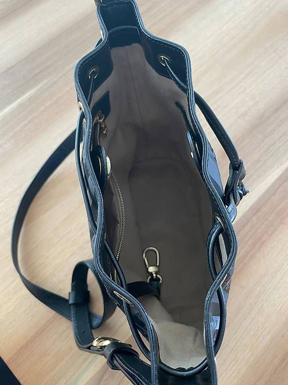 Taschen für Damen: Beuteltasche Maison Mollerus Swiss – Gebraucht aus Malans GR von mar_gnt2 4