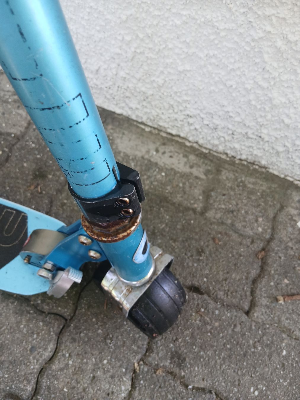 Micro Kickboard: Trottinette Micro bleu Rocket – Difettoso da Yverdon-les-Bains venduto da n_g_l9bf 2