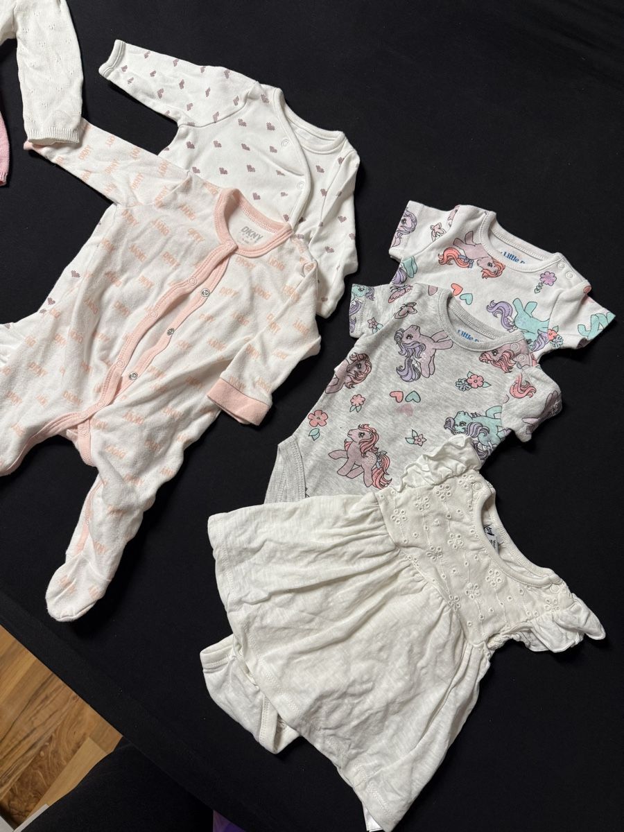 Lotti & Set di vestiti: Babyset Gr 56 und 62 – Usato da Bettwiesen venduto da Maori6 1