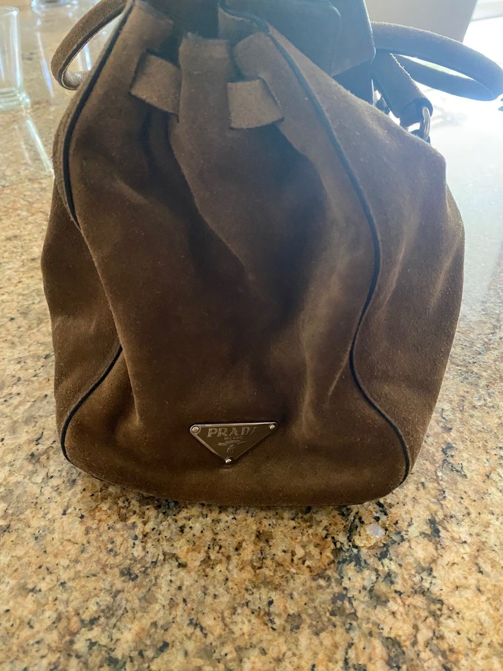 Prada Borse da donna: PRADA Handtasche  Wildleder braun – Nuovo (secondo la descrizione) da Weggis venduto da goo_vn75 3