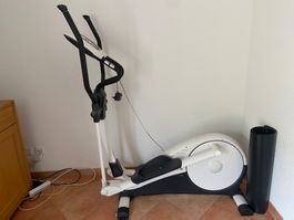 KETTLER Crosstrainer mit Trainingscomputer + Schutzmatte