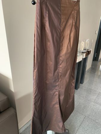 Jupe Grösse 34, edel, speziell, schicker Stoff, gefüttert