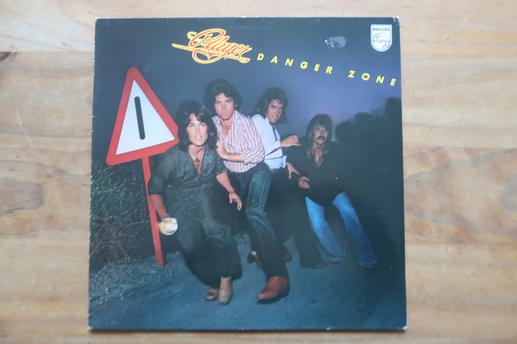Dischi in vinile: PLAYER - DANGER ZONE - AOR MELODIC ROCK - VINYL LP – Usato da Basel venduto da Patiscat