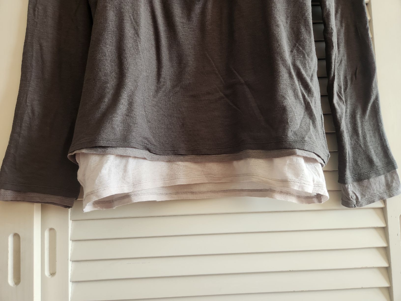 Pullover & Sweatshirts: Majestic Paris 3 pulls superposés T.1 – Gebraucht aus Lausanne von man_rw9q 3