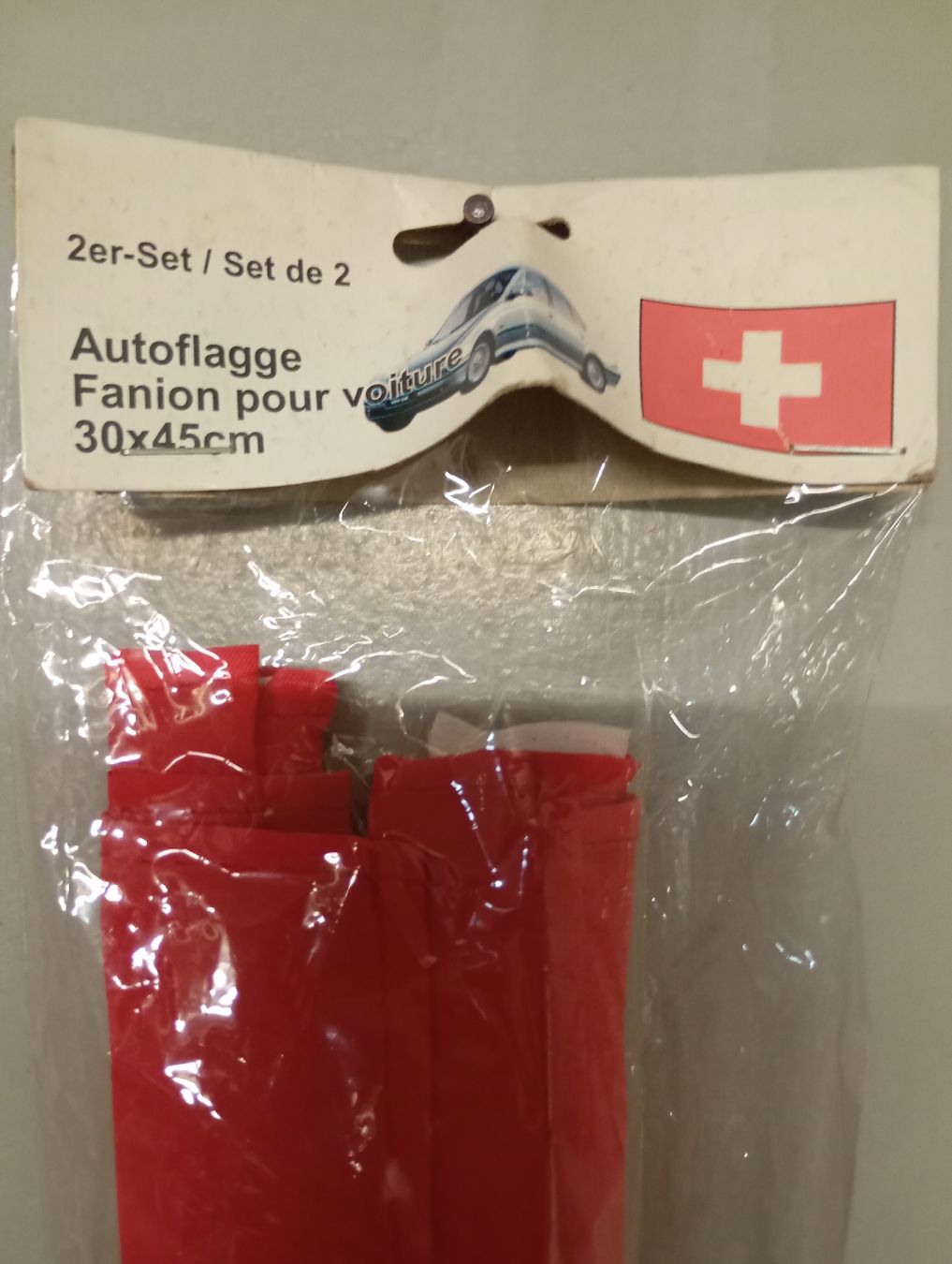 Bandiere: Autoflagge 30 x 45 cm Schweiz  – Nuovo (secondo la descrizione) da Winterthur venduto da pjuma01 1