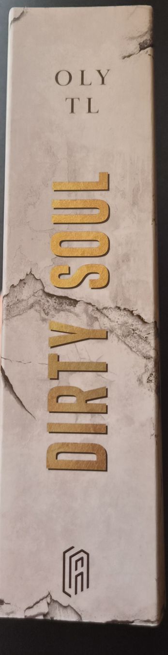 Livres: Dirty Soul - Oly TL - Broché – D'occasion à Founex par pag_l2fq 2
