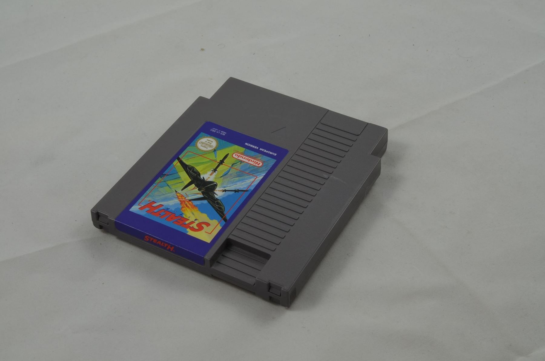 Giochi: Stealth NES Spiel – Usato da Buchs AG venduto da SellAndBuyX