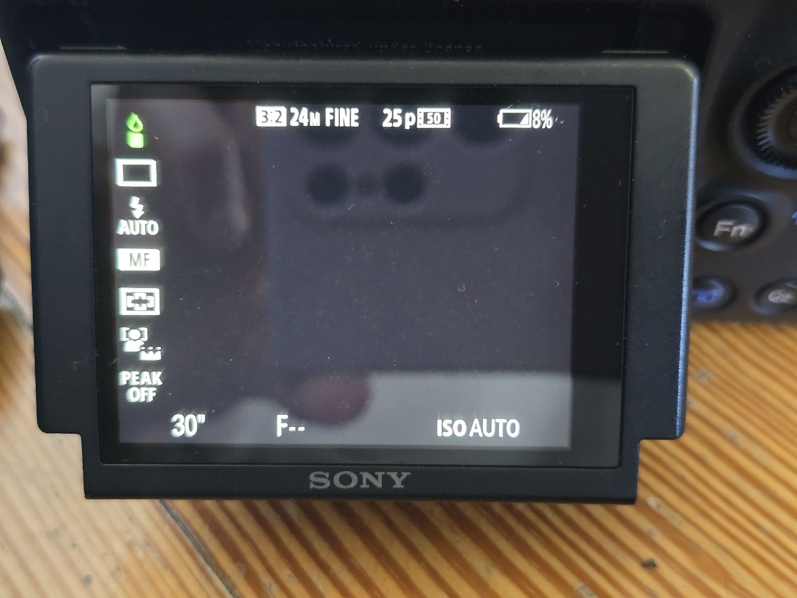 Sony Fotocamera: Sony Alpha 68 a-68 + 2 batteries NP-FM500H avec 2 chargeurs – Difettoso da Fribourg venduto da dom_zyr5 2