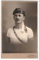 Fotografie F. Zaugg, Solothurn, Porträt