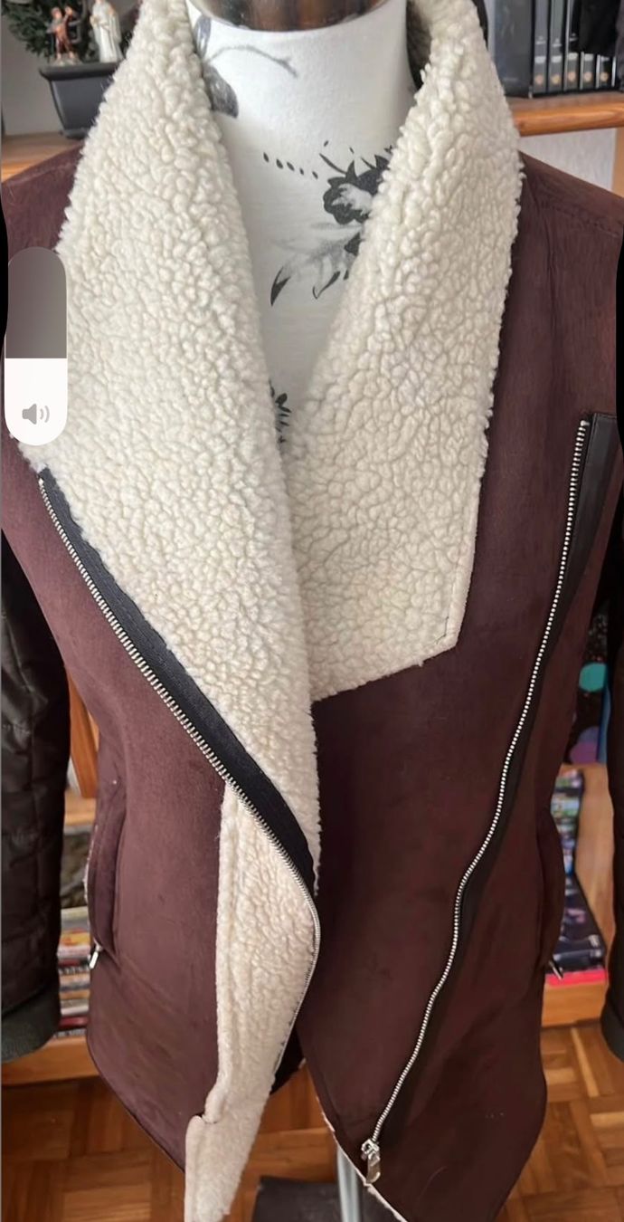 Giacche: Spezielle Jacke Gr S/M – Usato da Basel venduto da Winniepuuh 4