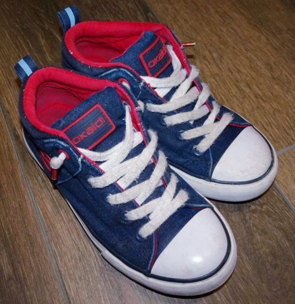 Chaussures garçon: Pointure 33 – D'occasion à Couvet par Pioune