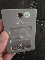 Bauchpiercing ungeöffnet