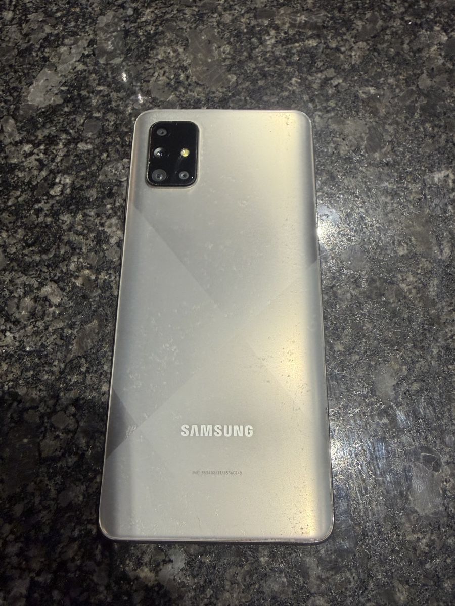 Samsung Telefoni cellulari / Smartphones: Samsung Galaxy A71 128go – Usato da Yverdon-les-Bains venduto da ame_7f2x 1