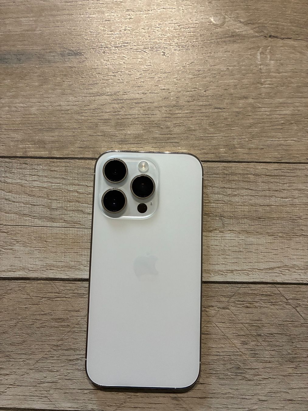 Apple Handys / Smartphones: iPhone 14 Pro 256 GB defekt – Defekt aus Grafenried von _vale94_