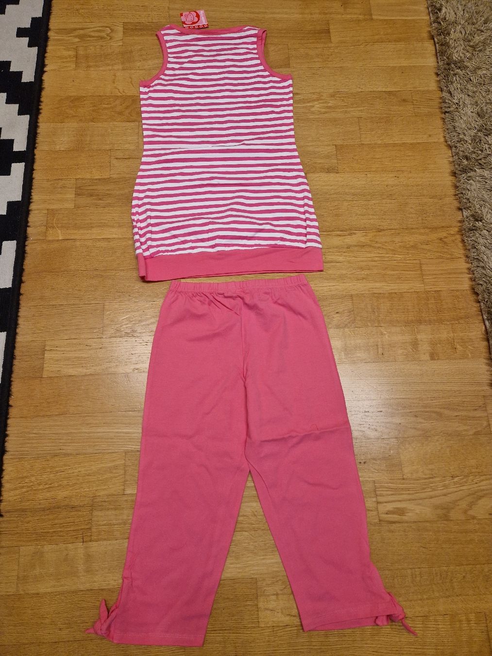 Pigiama & Simili: Ensemble Hello Kitty, rayé rose et blanc, taille 12 ans 152 – Nuovo e nell'imballaggio originale da Penthaz venduto da Sosotroc 3