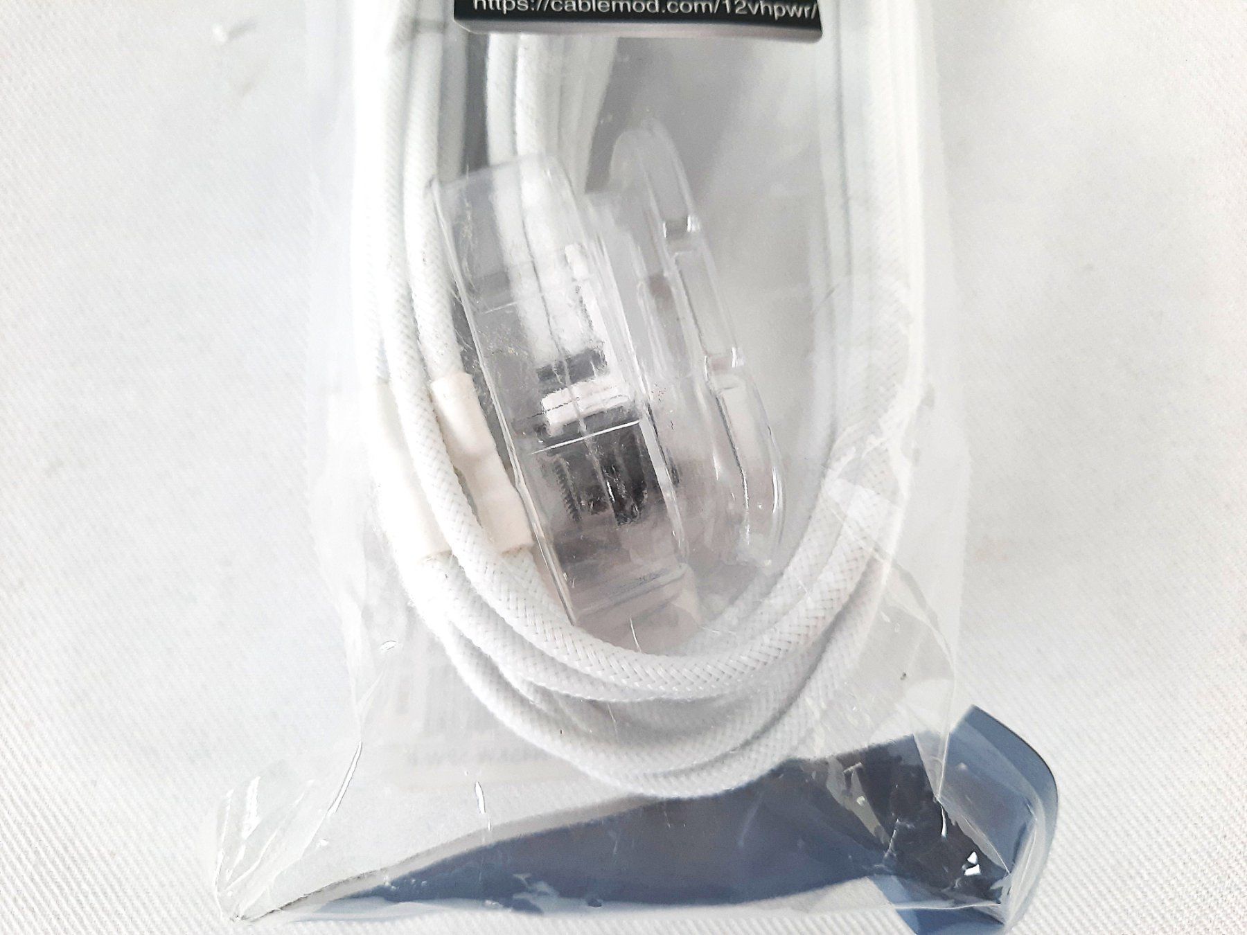 Cablemod Cavi: CABLEMOD-PRO-ModMesh-45 cm – Nuovo (secondo la descrizione) da Beinwil am See venduto da Restwert_Beinwil 3