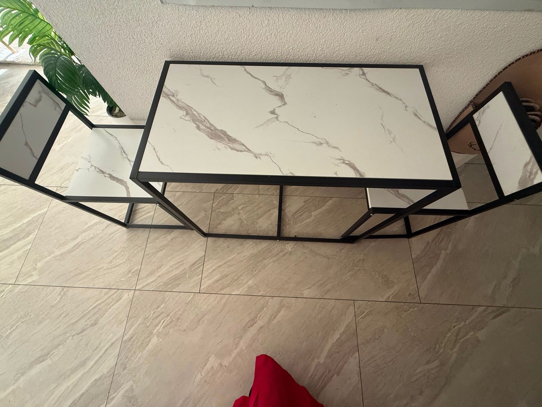 Set di tavolo e panche: Modernes Marmor-Essgruppe: Tisch und 2 Stühle, – Usato da Pratteln venduto da tam32 3