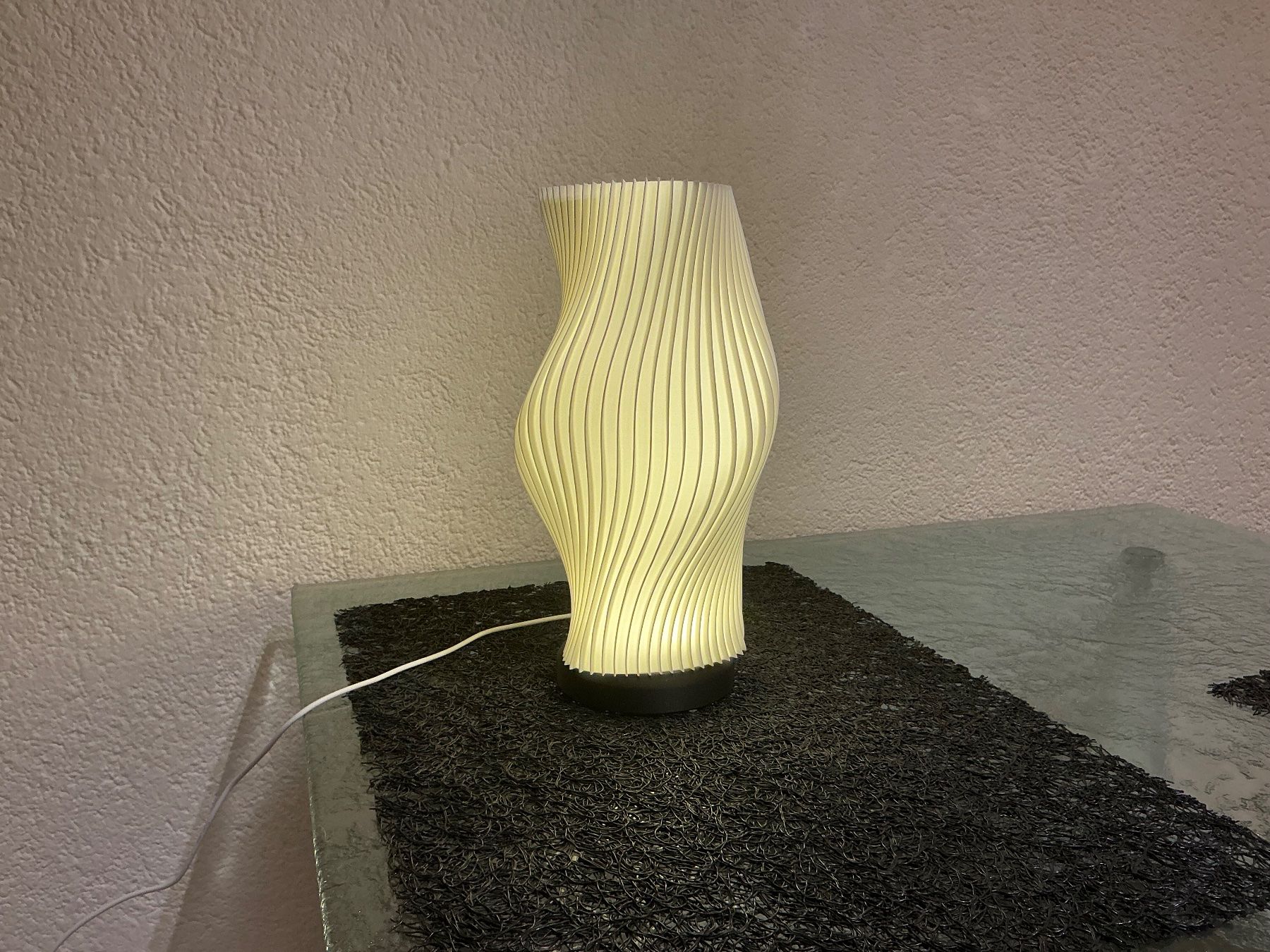 Lampade: lampe , nachttischlampe – Usato da Kerzers venduto da MarianneRamseier 1