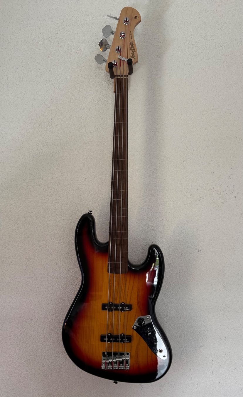 Harley Benton Strumenti musicali: Harley Benton JB-40FL 3-Tone Sunburst – Usato da Illnau venduto da Bassfahrer
