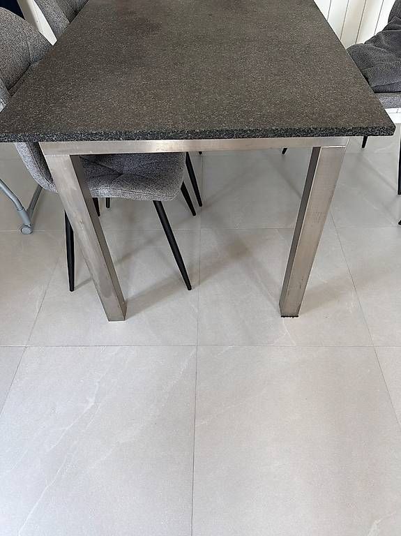 Tables: Tisch – D'occasion à Heitenried par Daniekilchoer 1
