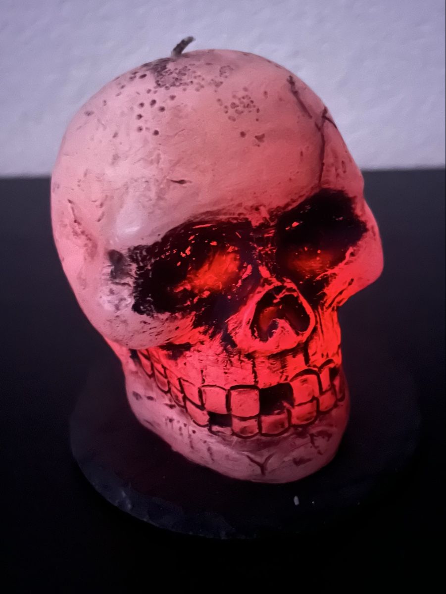 Kerzen: Totenkopf Kerze Schädel mit LEDs – Defekt aus Zürich von rigani 6