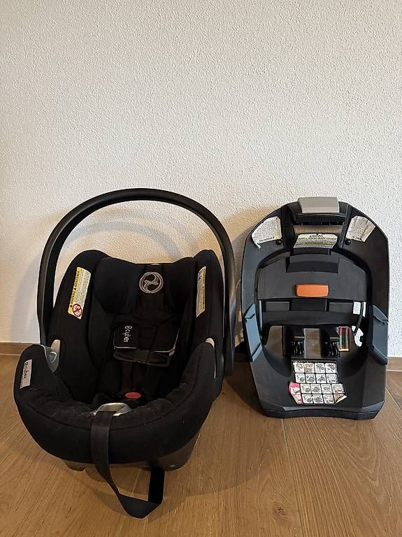 Seggiolini per auto: Cybex Aton Q inkl. Isofix – Usato da Uetikon am See venduto da mar_2s5v