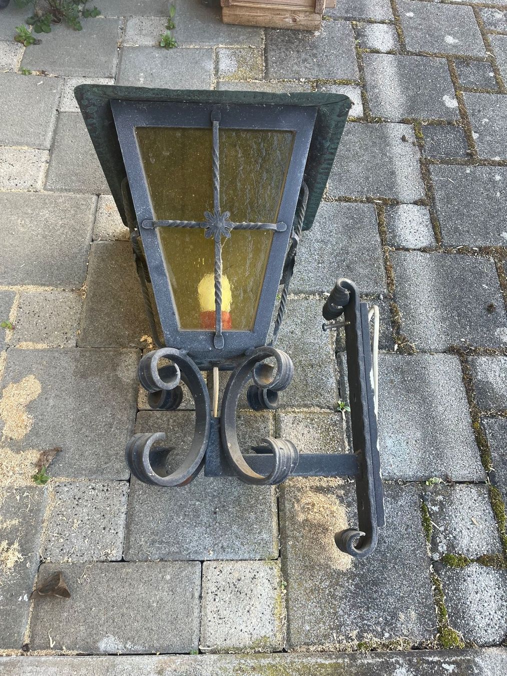 Lampade: Lampe Eisen – Usato da Moosleerau venduto da Leerau